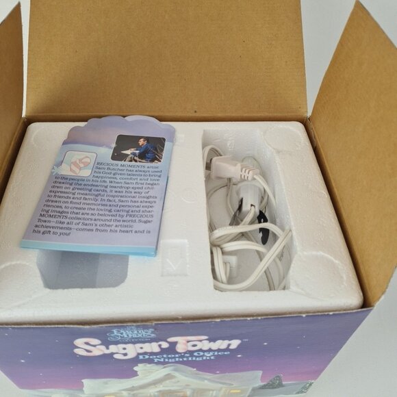 Precious Moments SUGAR TOWN DOCTORS OFFICE 7 PIECE 529281 Christmas Village - Picture 6 of 8